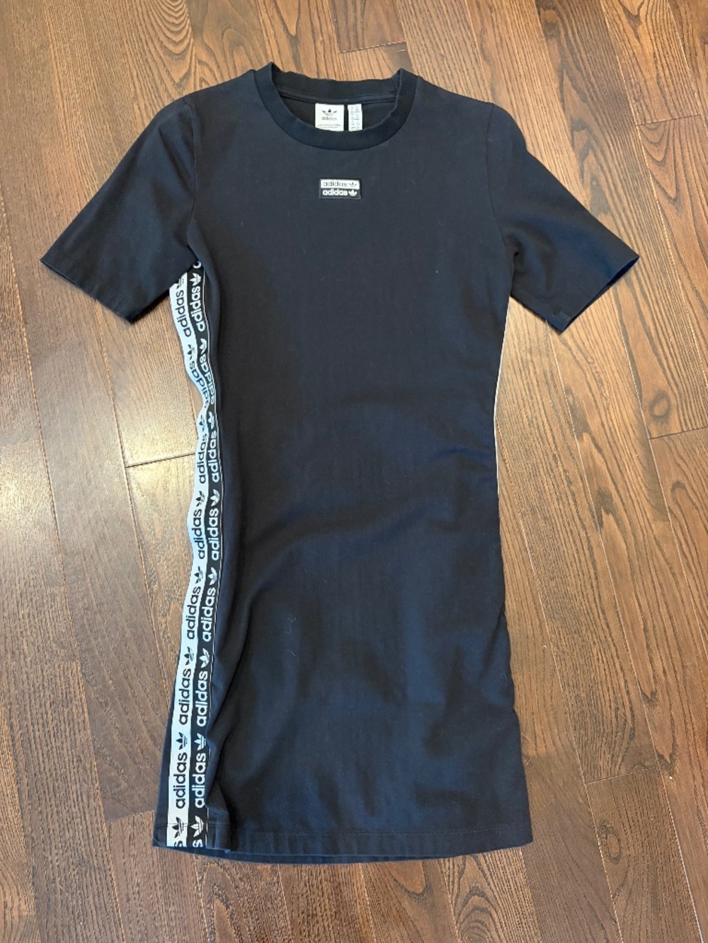 Adidas Dress Women’s Small